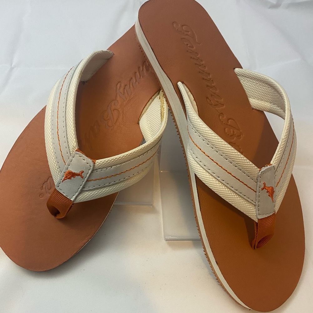 Tommy Bahama 12 d flip flop thong sandals